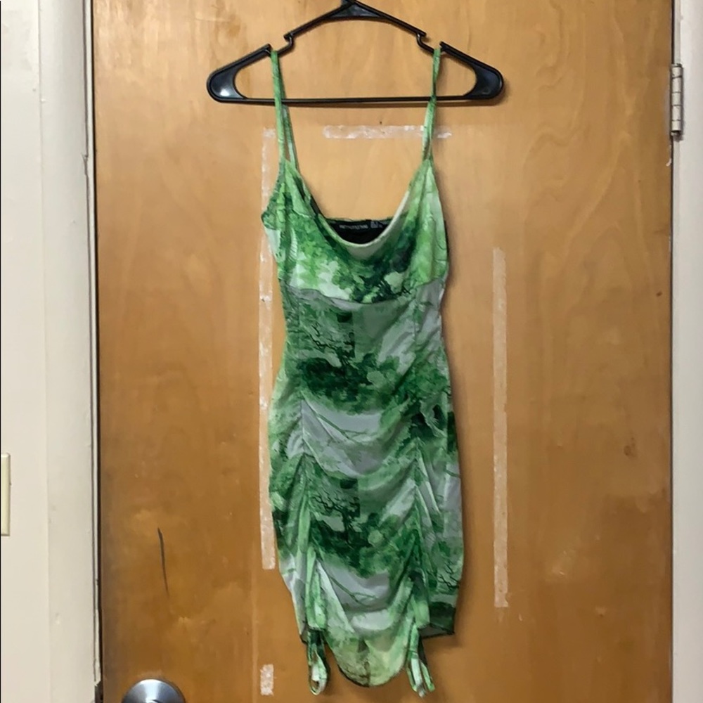 Like dragon print ruched tie hem bodycon dress